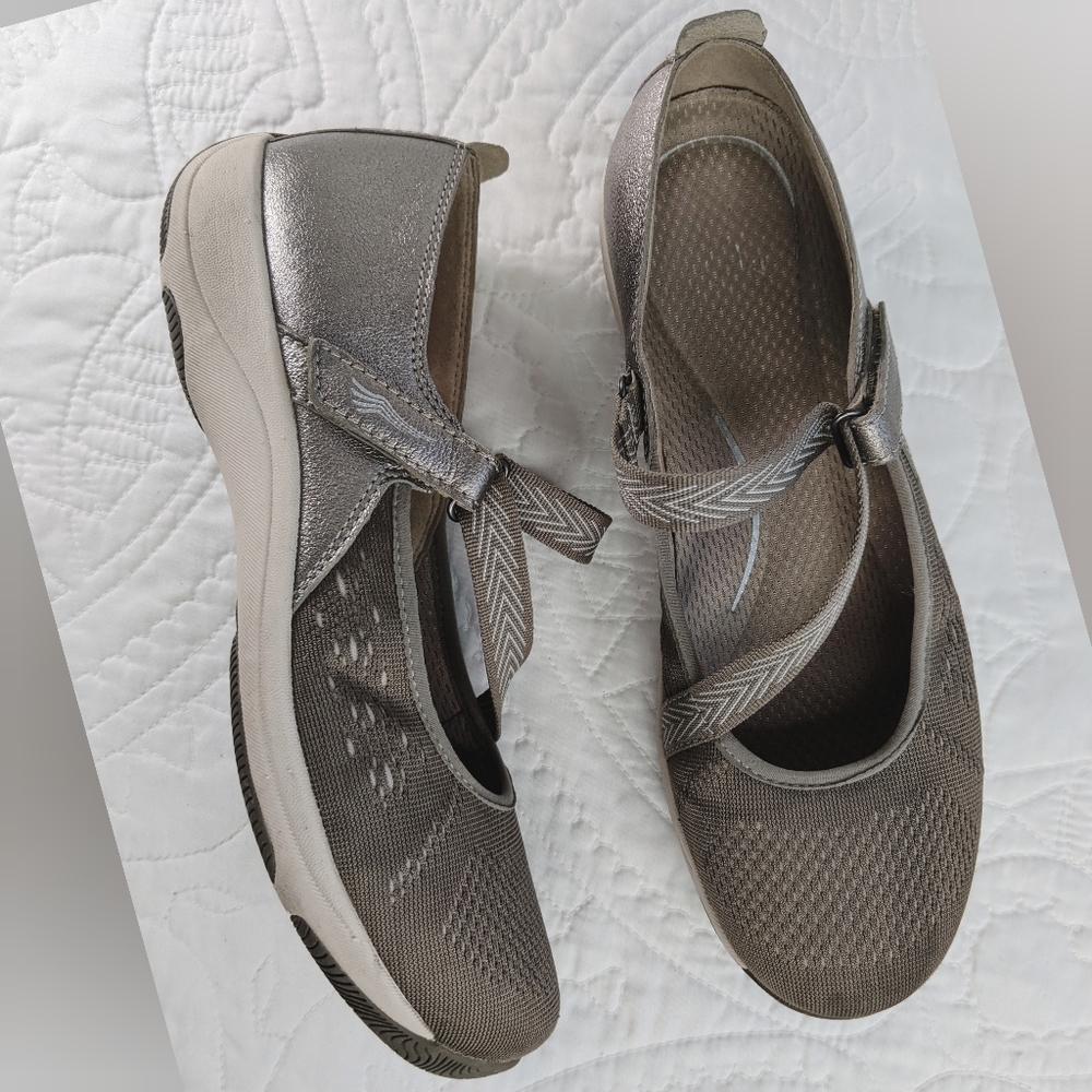 **Sale** Dansko | Silver Leather and fabric Mary Jane Flats/Sneakers| Size 7.5